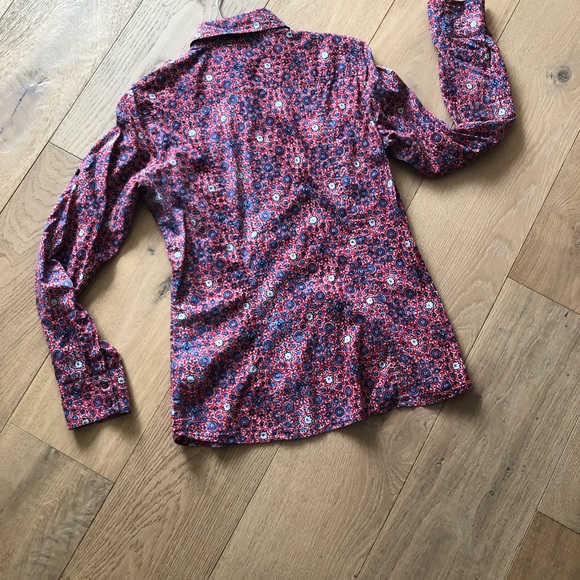 Banana Republic button down shirt, pointed down collar, long sleeves - Picture 2 of 7